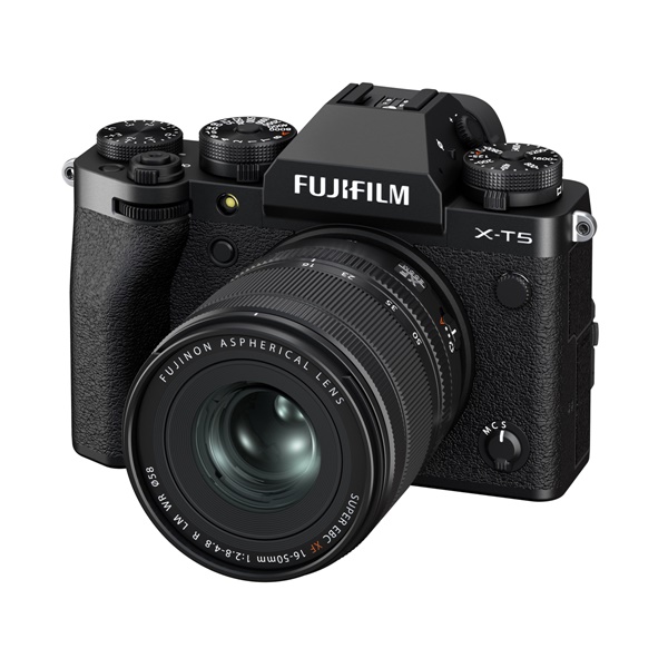 Fujifilm X-T5 schwarz + XF 16-50mm/2,8-4 R LM WR