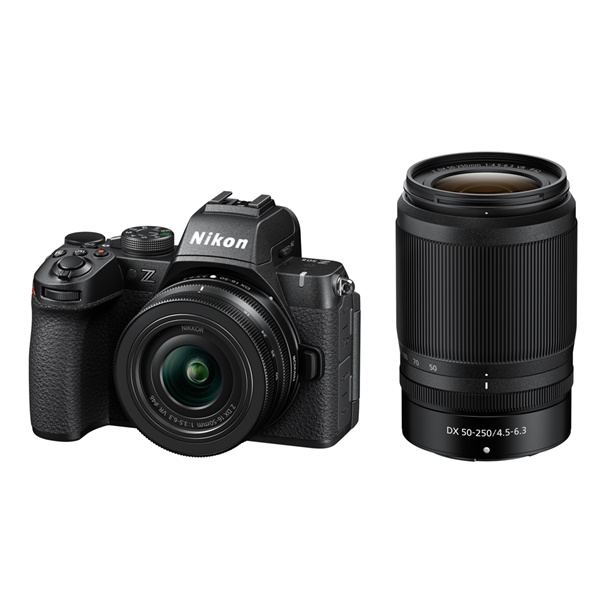 Nikon Z50 II + Z DX 16-50mm/3,5-6,3 VR + Z DX 50-250mm/4,5-6,3 VR